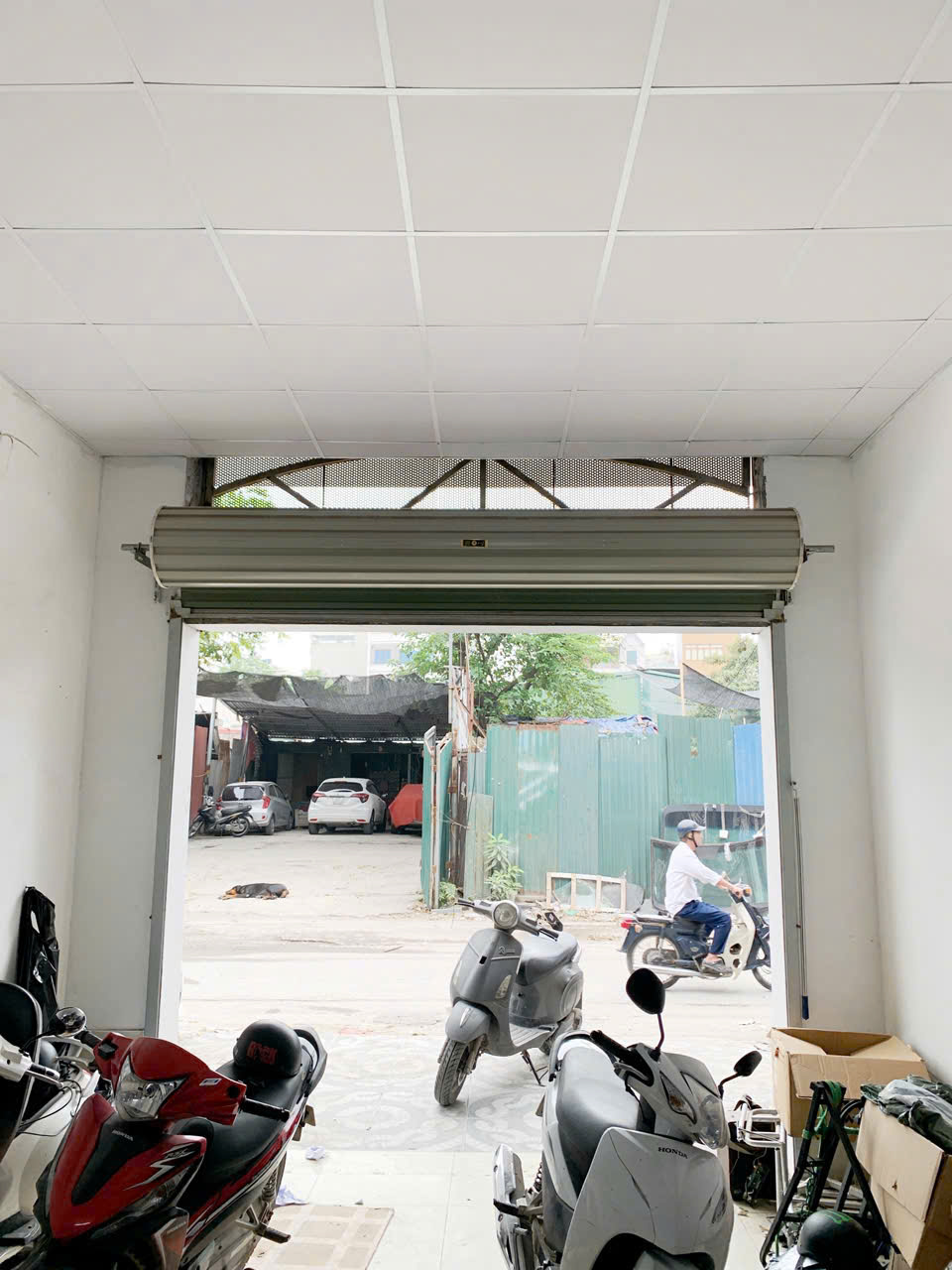 Cho thuê nhà ngõ 1151 Giải Phóng, 3 tầng, 4 ngủ, ô tô cont đỗ cửa - Ảnh chính